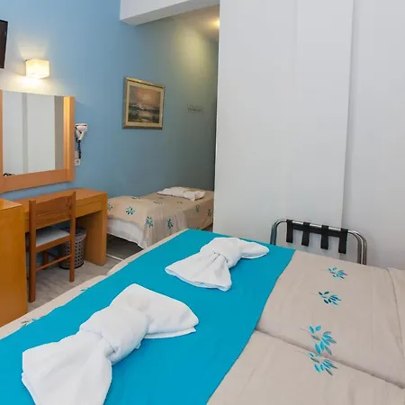 Frini Szálloda Toló