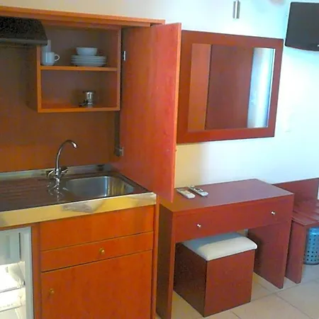 Frini Hotel 3*