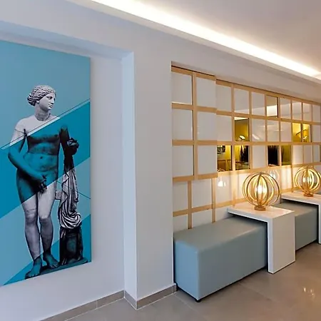 Frini Hotel